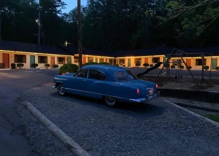 Route 19 Inn