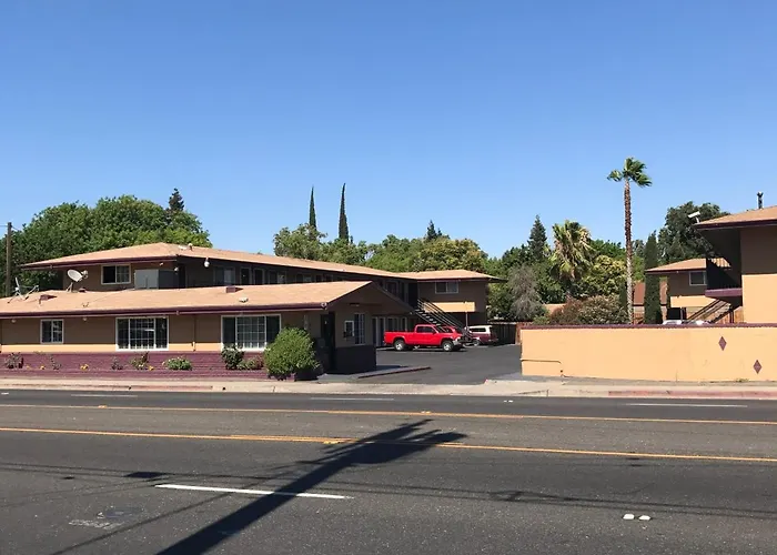 Economy Inn