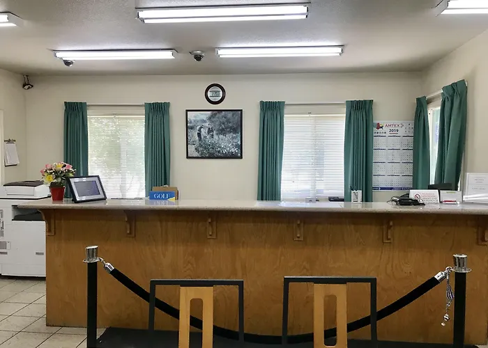 Sunrise Inn