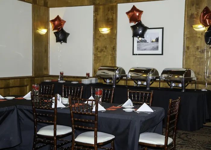 The Stables Inn & Suites