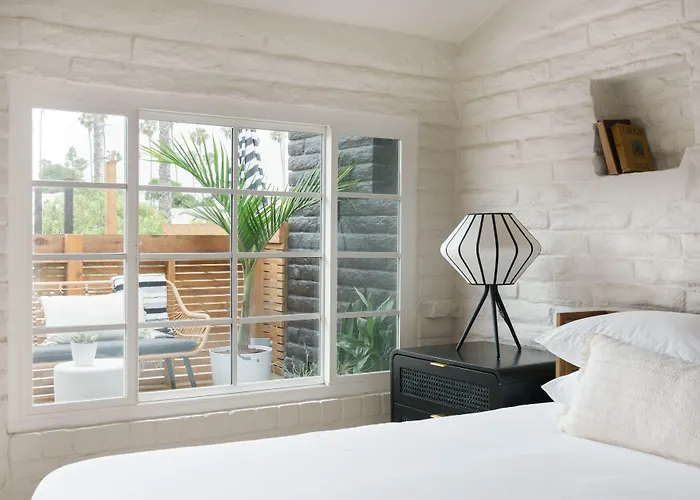 The Green Room Hotel