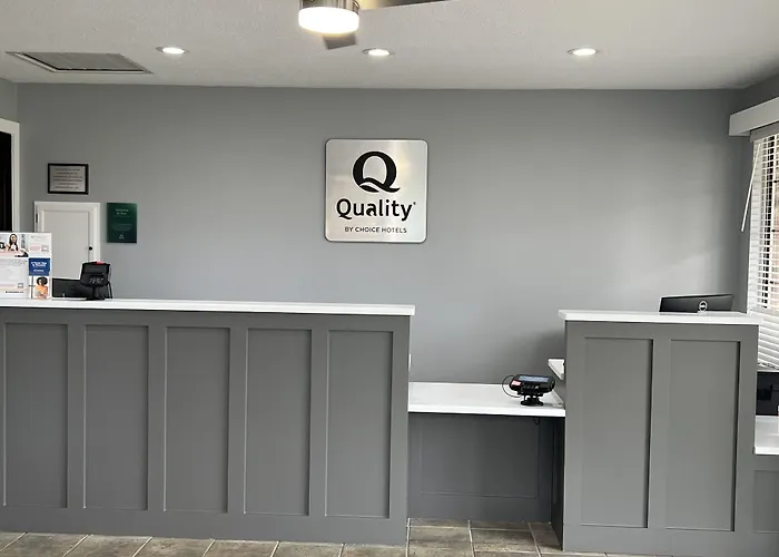 Quality Inn Lakefront