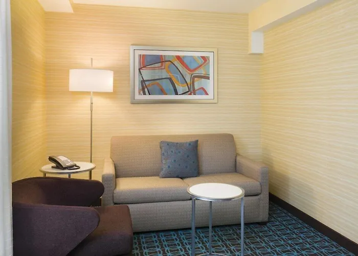 Fairfield Inn & Suites By Marriott Paramus