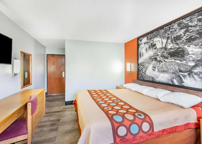 Super 8 By Wyndham Waynesburg