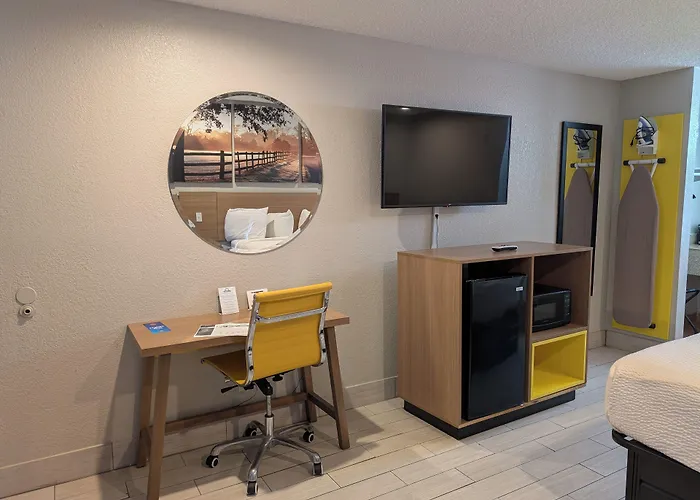 Days Inn By Wyndham Arcadia Louisiana