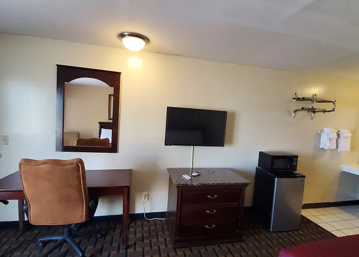 Gray Plaza Motel, Marion Il