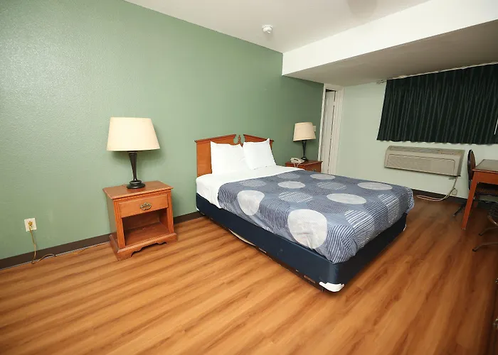 Texas Inn Waxahachie