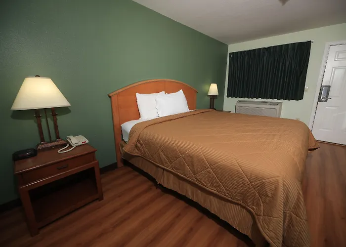 Texas Inn Waxahachie