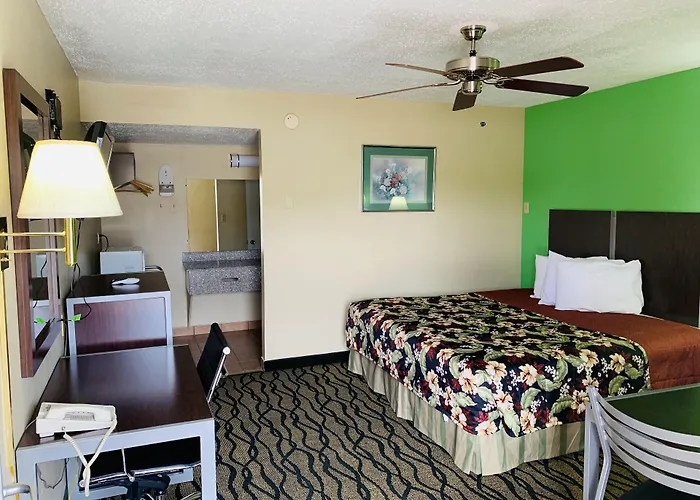 Thunderbird Inn