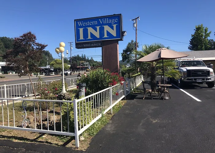 Western Village Inn-Newly Renovated