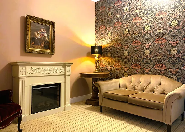 Naples Hotel