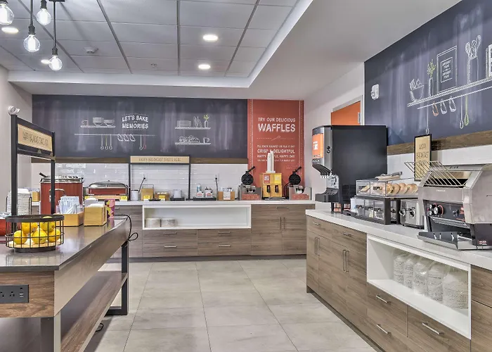 Hampton Inn & Suites Keene