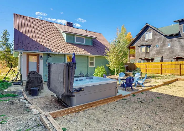 Walk To Grand Lake & Dtwn! Group Escape W/ Hot Tub
