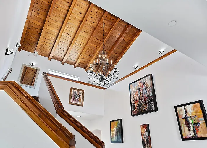 Mountaintop Ramona Home: Private Pool, Near Lake!