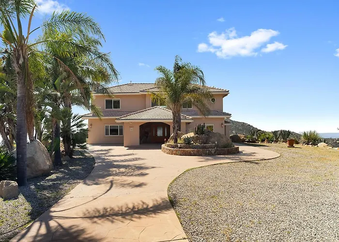 Mountaintop Ramona Home: Private Pool, Near Lake!