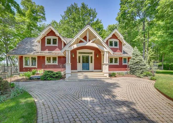 Lakefront Michigan Retreat W/ Private Dock