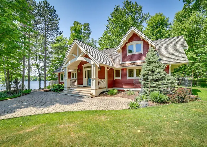 Lakefront Michigan Retreat W/ Private Dock