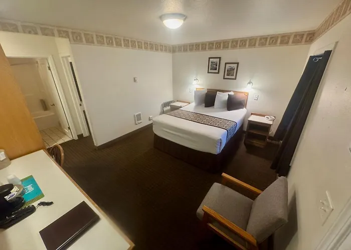 Ocean Breeze Motel