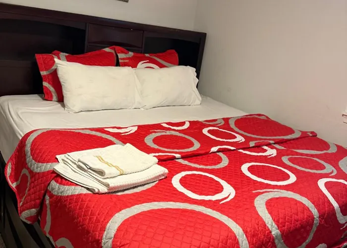 Lovely 2 Bedrooms Appartement, Laundry/Parking/Tv