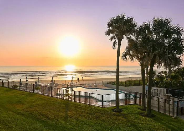 Gorgeous Beach Front Condo Near Flagler Ave - 701