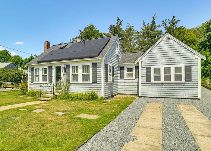 1 Mi To Beach: Home W/ Bocce Court In Cape Cod