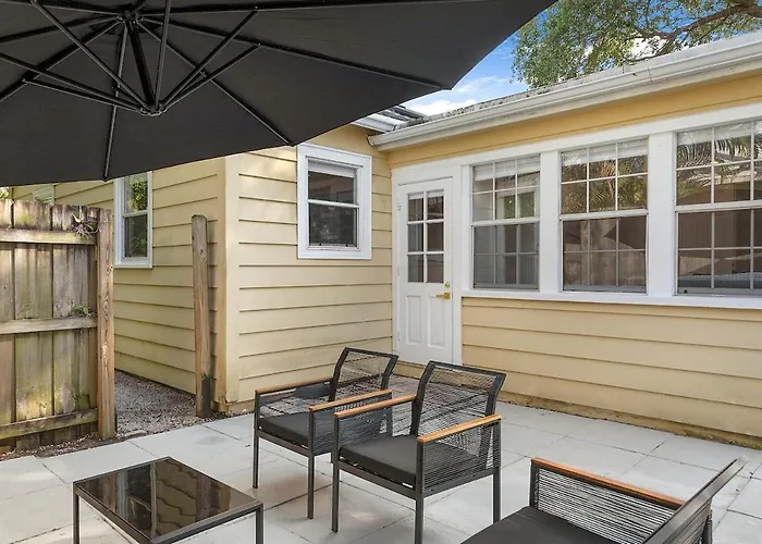 Incredible 3Br Home With Yard Near Beach And Downtown