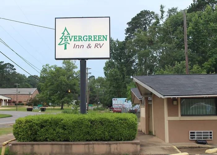 Evergreen Inn And R.V.