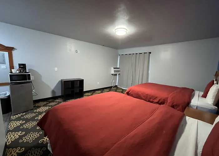 Midway Motel