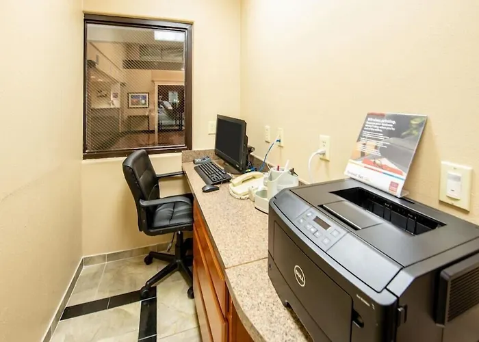 Comfort Suites Houston Near Medical Center- Nrg Stadium