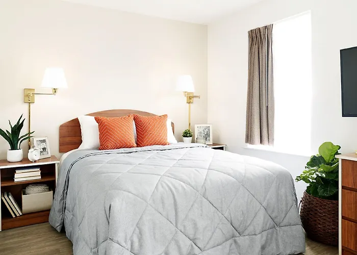 Intown Suites Extended Stay Minneapolis Mn - Burnsville