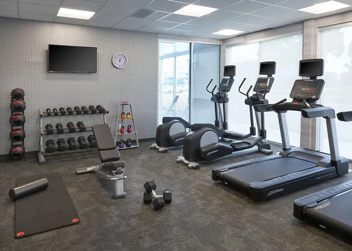 Fairfield Inn & Suites By Marriott Midland