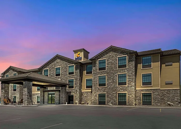 Comfort Inn & Suites Medina Ny Near Erie Canal