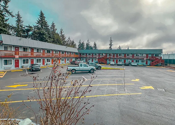 Emerald Best Motel