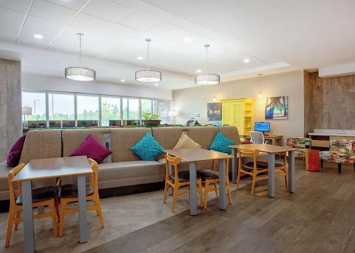 Home2 Suites By Hilton Vero Beach I-95