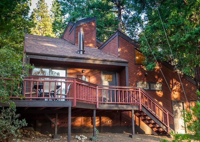 Idyllwild Inn And Strawberry Creek Inn