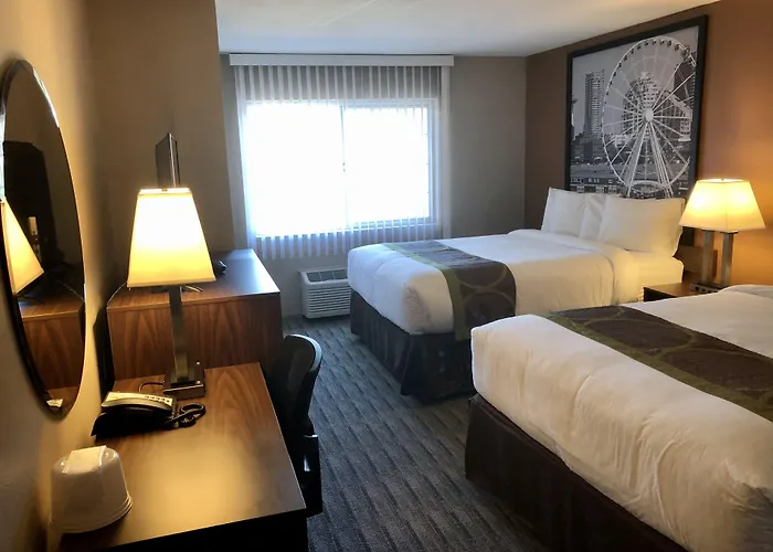 Super 8 By Wyndham Lynnwood