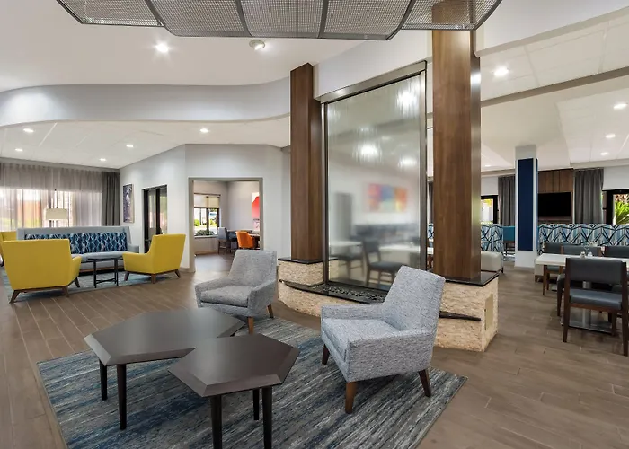Holiday Inn Express & Suites Lexington By Ihg