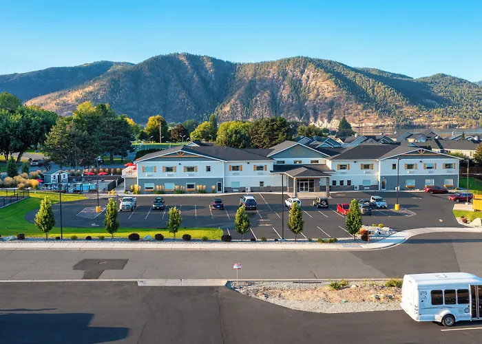 The Lodge Lake Chelan