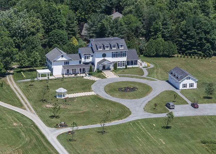 Loudoun Valley Manor B&B