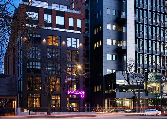 Moxy Madison Downtown