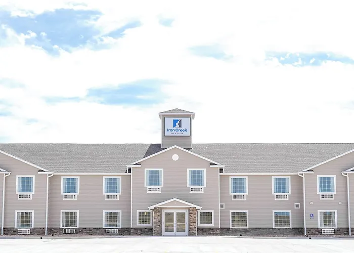 Iron Creek Inn & Suites