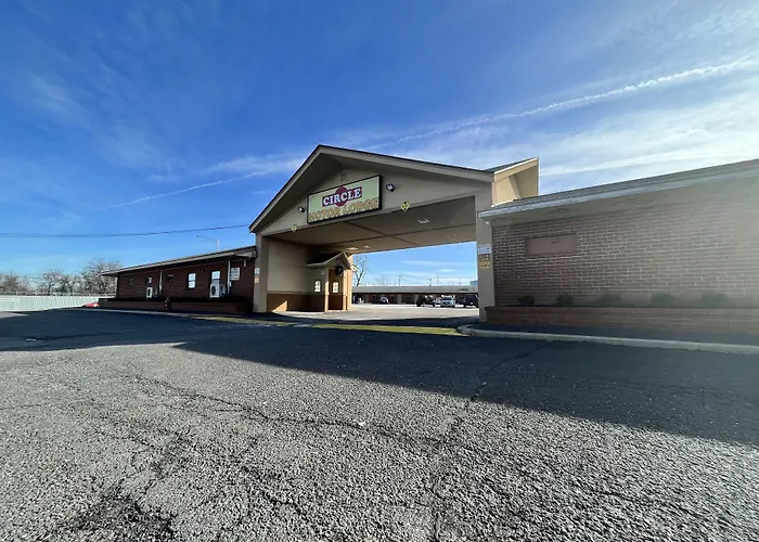 Circle Motor Lodge