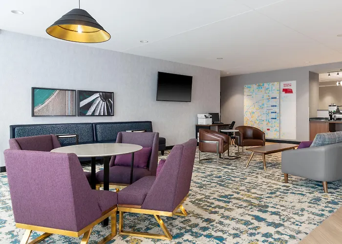 Fairfield By Marriott Inn & Suites Norfolk