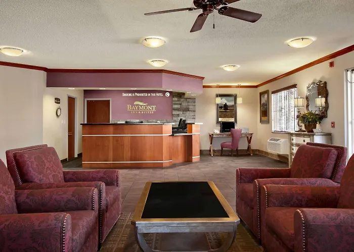 Baymont By Wyndham Golden/Red Rocks
