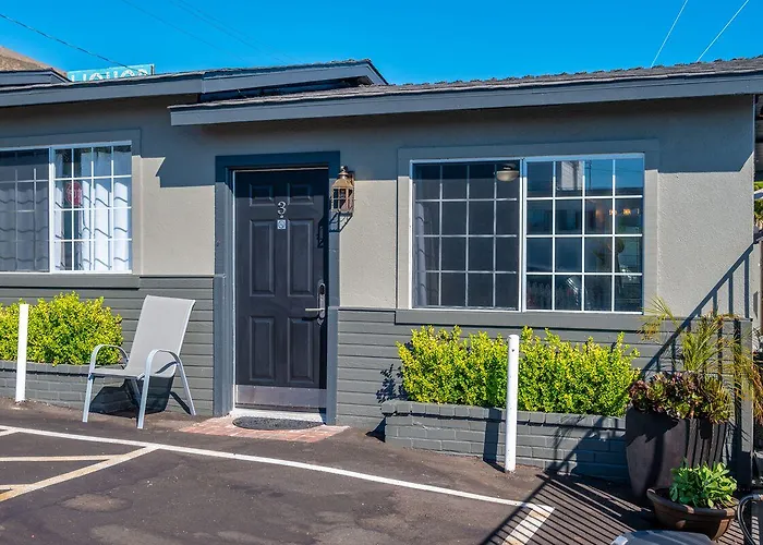 Shell Beach Inn