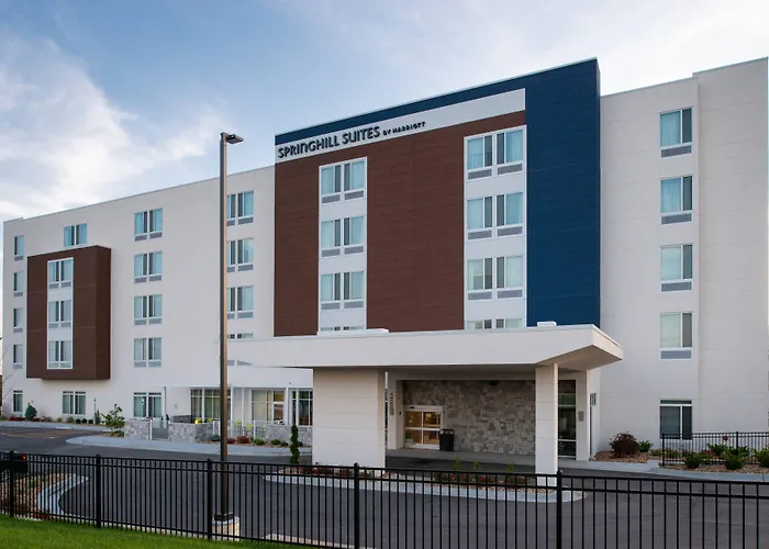 Springhill Suites By Marriott Kansas City Northeast