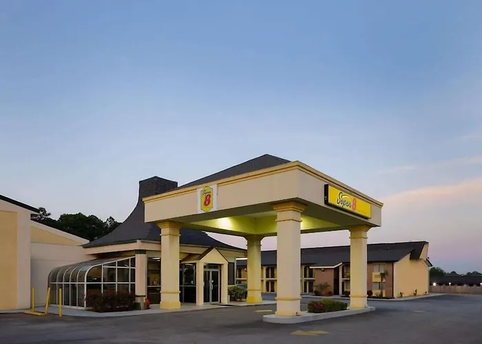 Super 8 By Wyndham Mcdonough Ga