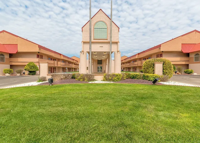 Hometowne Studios By Red Roof Amarillo West