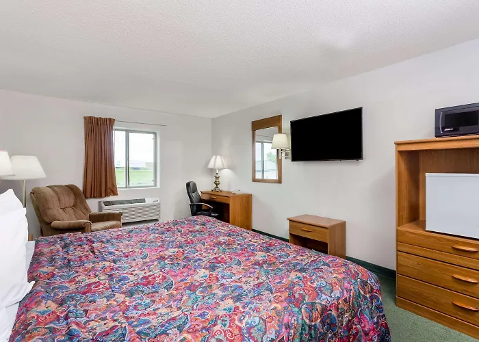 Days Inn By Wyndham Manchester