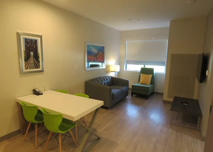 Wyndham Garden College Station